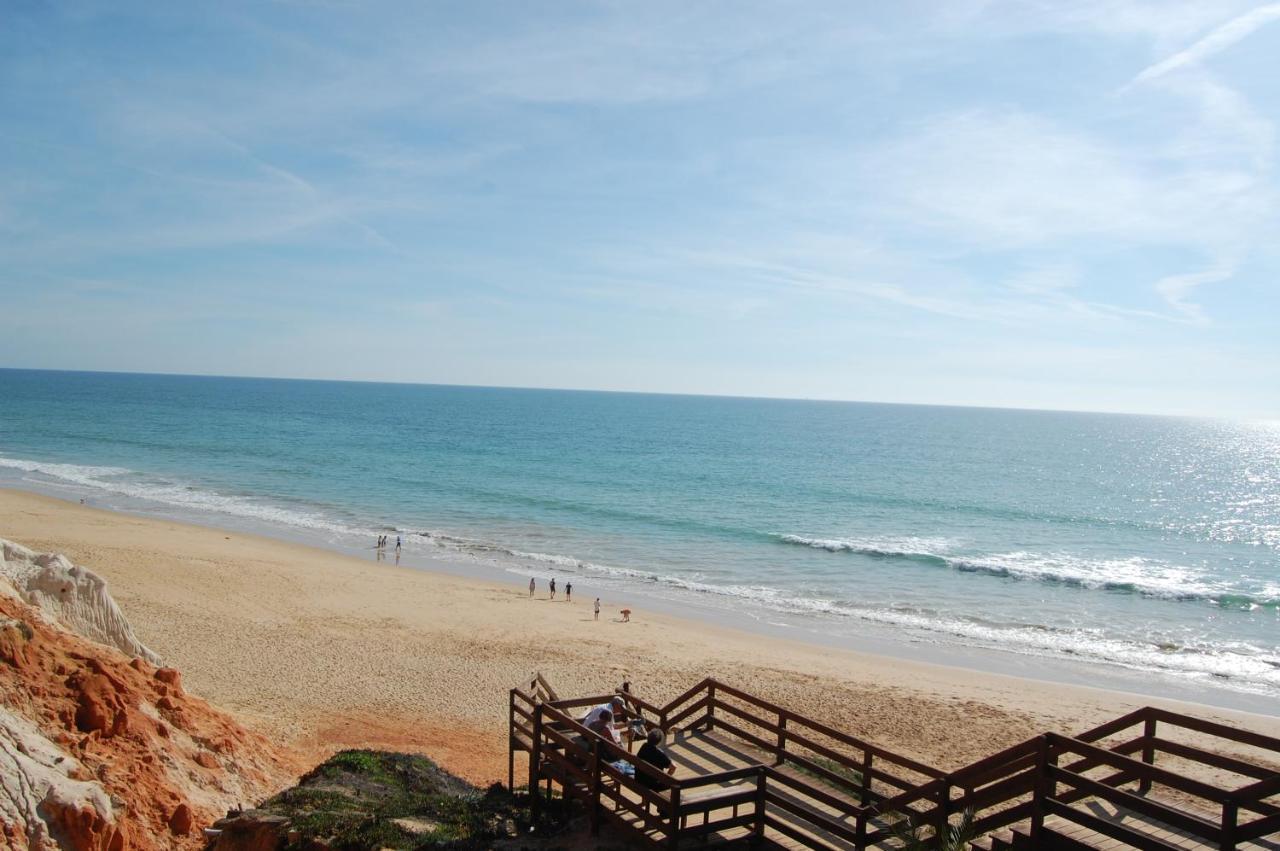 Falesia Beach Just 800 M Olhos de Agua  Bagian luar foto